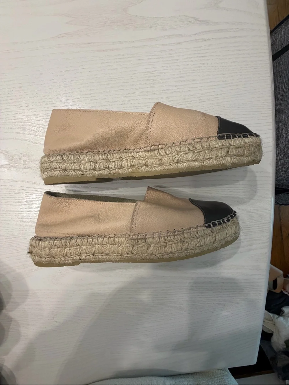 Women's Leather Two-Tone Beige and Black Espadrille Slip-Ons /EU 38 / US7.5-8